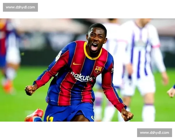 登贝莱追星梅西名场面！更衣室勾肩搭背聊 5 分钟，巴萨老队友再续兄弟情